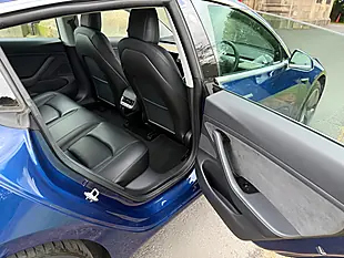 Used 2020 Tesla Model 3 Standard Range Plus Blue - Interior and Exterior details 18