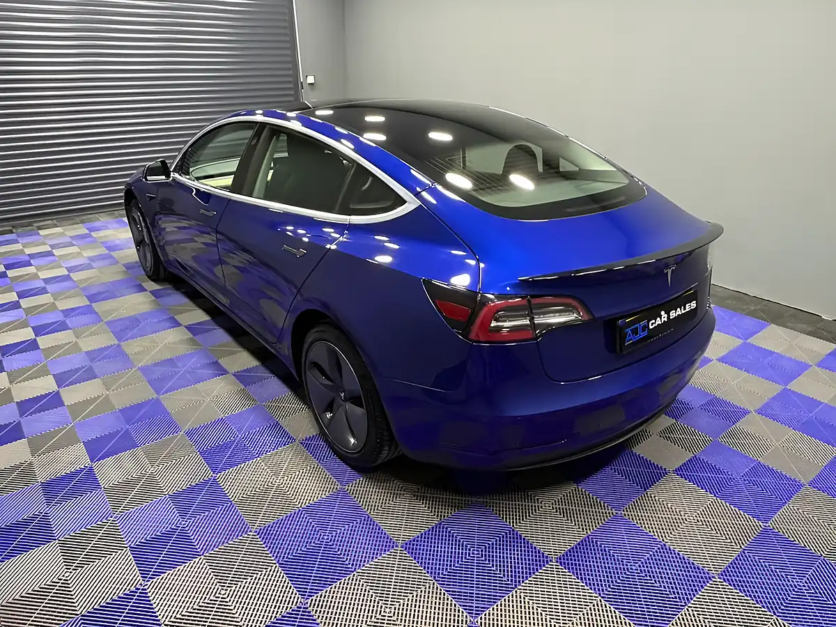 Used 2020 Tesla Model 3 Standard Range Plus Deep Blue - Interior and Exterior details 13