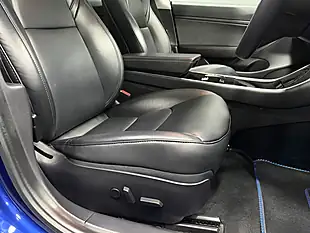 Used 2020 Tesla Model 3 Standard Range Plus Deep Blue - Interior and Exterior details 16