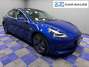 Used 2020 Tesla Model 3 Standard Range Plus Deep Blue - Interior and Exterior details 2
