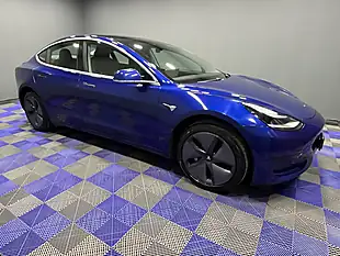 Used 2020 Tesla Model 3 Standard Range Plus Deep Blue - Interior and Exterior details 4