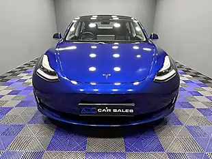 Used 2020 Tesla Model 3 Standard Range Plus Deep Blue - Interior and Exterior details 6