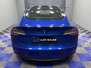 Used 2020 Tesla Model 3 Standard Range Plus Deep Blue - Interior and Exterior details 8