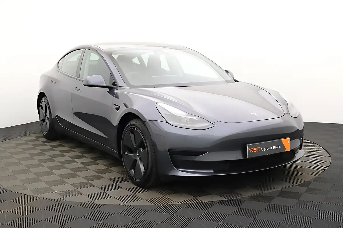 Used 2020 Tesla Model 3 Standard Range Plus Grey - Interior and Exterior details 8
