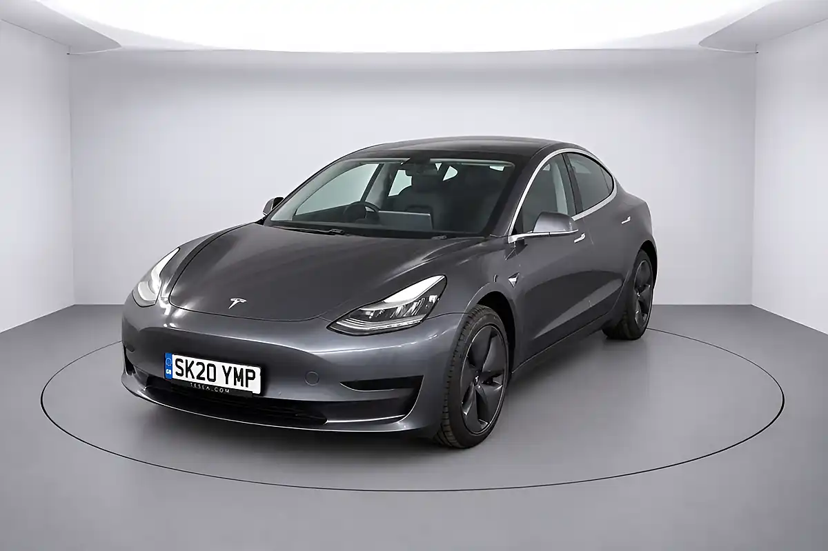 Used 2020 Tesla Model 3 Standard Range Plus Grey - Interior and Exterior details 2