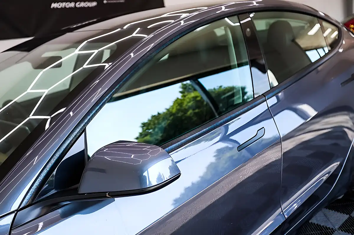 Used 2020 Tesla Model 3 Standard Range Plus Midnight Silver Metallic - Interior and Exterior details 12