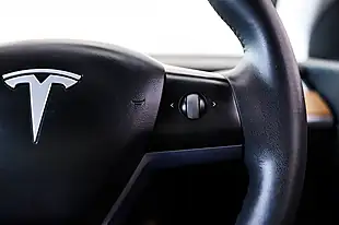 Used 2020 Tesla Model 3 Standard Range Plus Midnight Silver Metallic - Interior and Exterior details 16