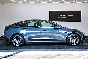 Used 2020 Tesla Model 3 Standard Range Plus Midnight Silver Metallic - Interior and Exterior details 5