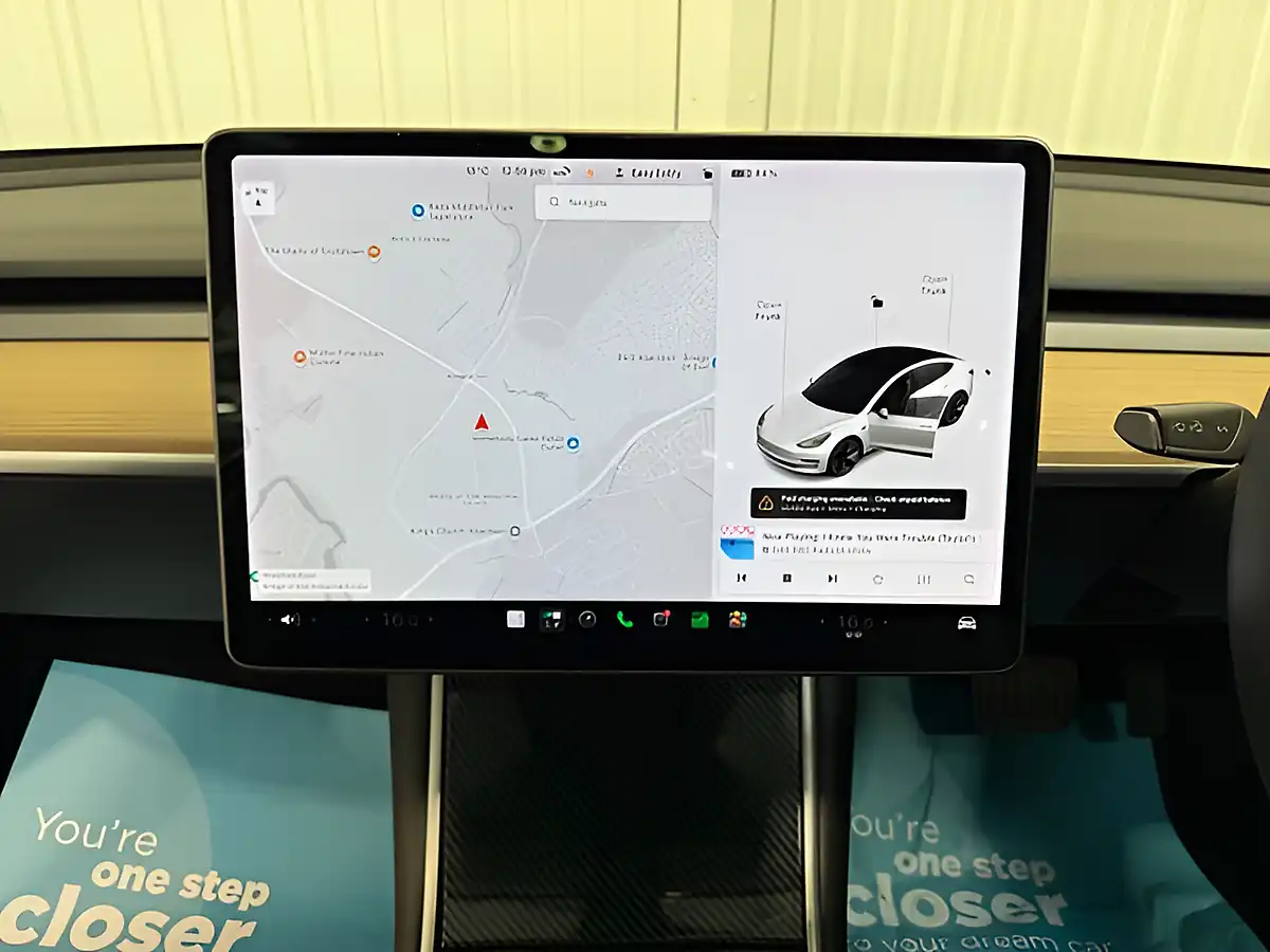 Used 2020 Tesla Model 3 Standard Range Plus Pearl White - Interior and Exterior details 15