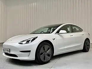 Used 2020 Tesla Model 3 Standard Range Plus Pearl White - Interior and Exterior details 3