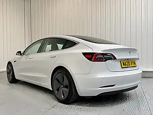 Used 2020 Tesla Model 3 Standard Range Plus Pearl White - Interior and Exterior details 5