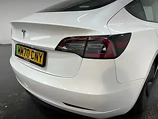Used 2020 Tesla Model 3 Standard Range Plus White - Interior and Exterior details 13