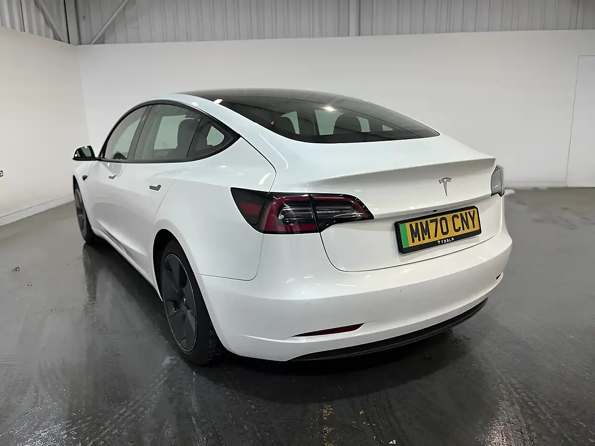Used 2020 Tesla Model 3 Standard Range Plus White - Interior and Exterior details 16