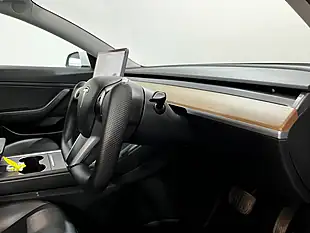 Used 2020 Tesla Model 3 Standard Range Plus White - Interior and Exterior details 19