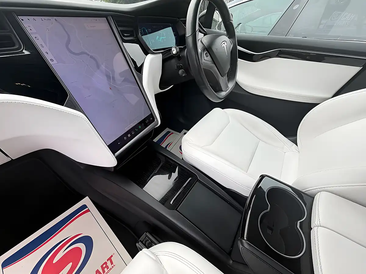 Used 2020 Tesla Model X Long Range Plus Black - Interior and Exterior details 11
