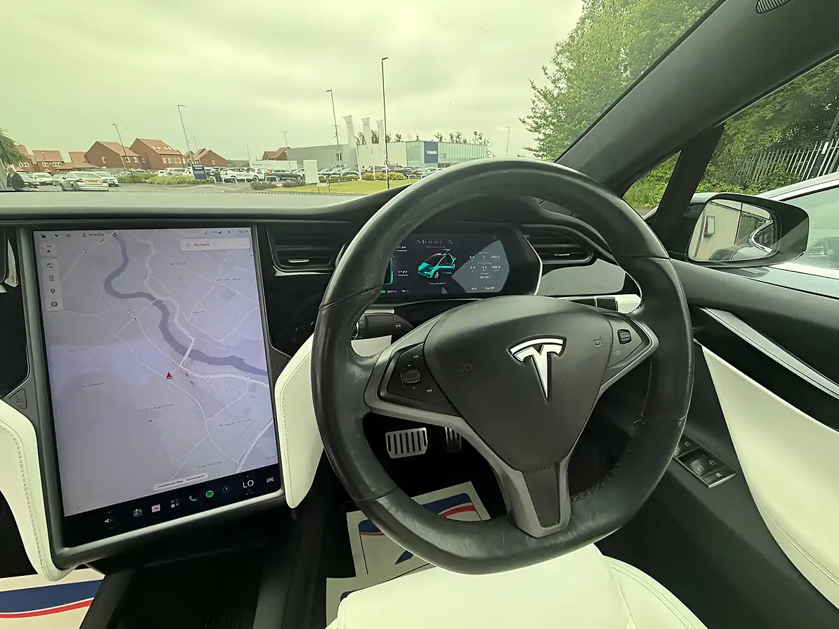 Used 2020 Tesla Model X Long Range Plus Black - Interior and Exterior details 12