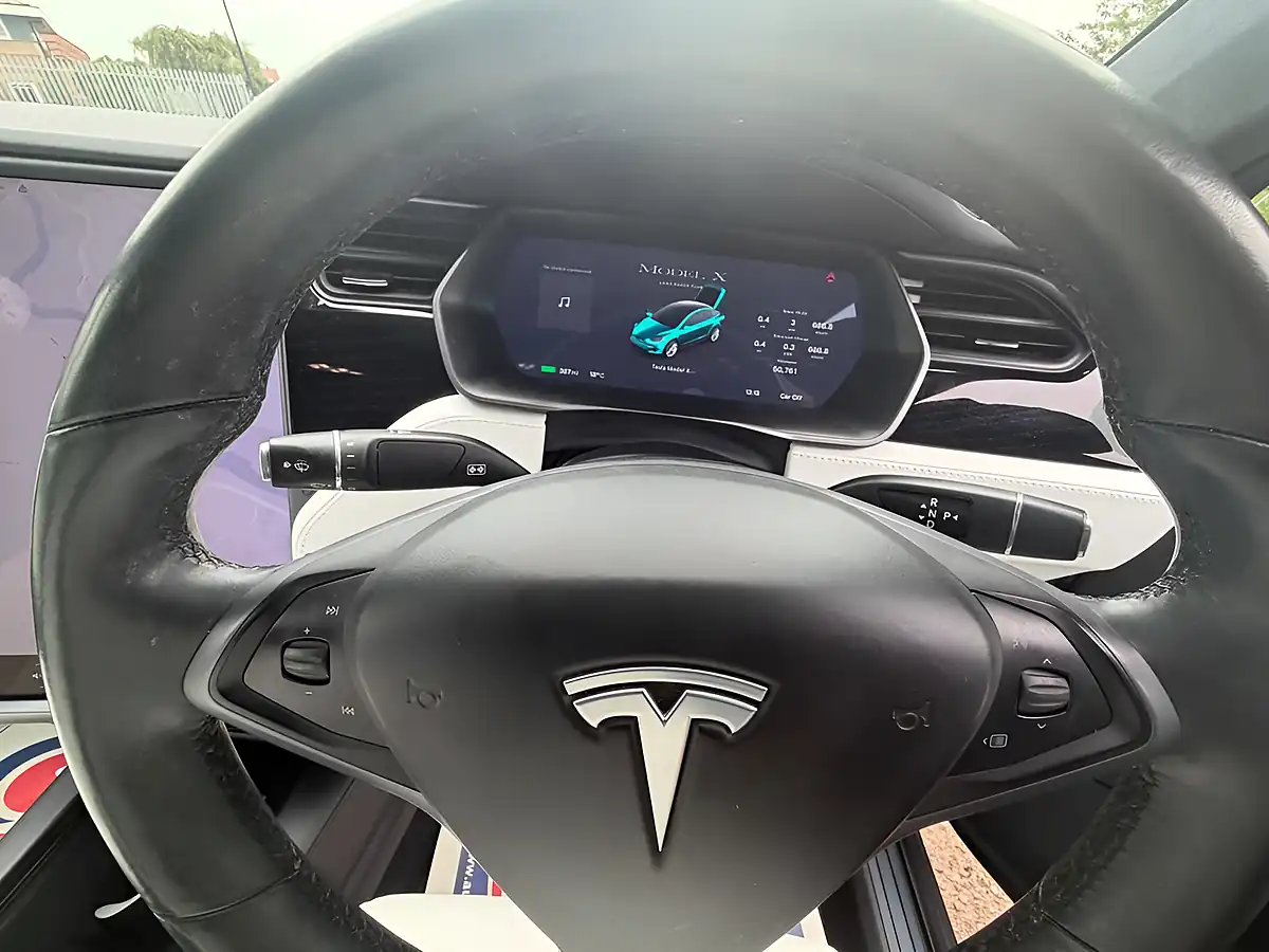 Used 2020 Tesla Model X Long Range Plus Black - Interior and Exterior details 17