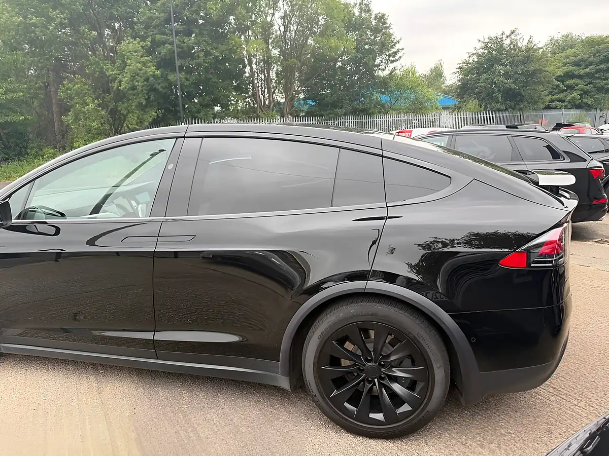 Used 2020 Tesla Model X Long Range Plus Black - Interior and Exterior details 4