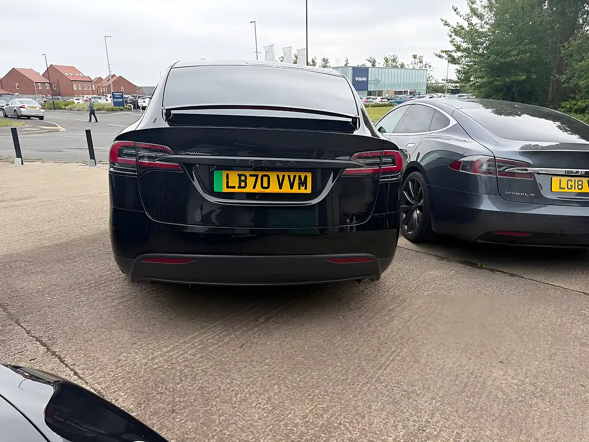 Used 2020 Tesla Model X Long Range Plus Black - Interior and Exterior details 5