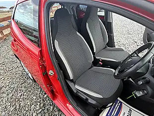 Used 2020 Toyota Aygo X-Play Red - Interior and Exterior details 17