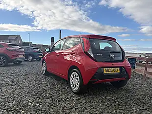 Used 2020 Toyota Aygo X-Play Red - Interior and Exterior details 7