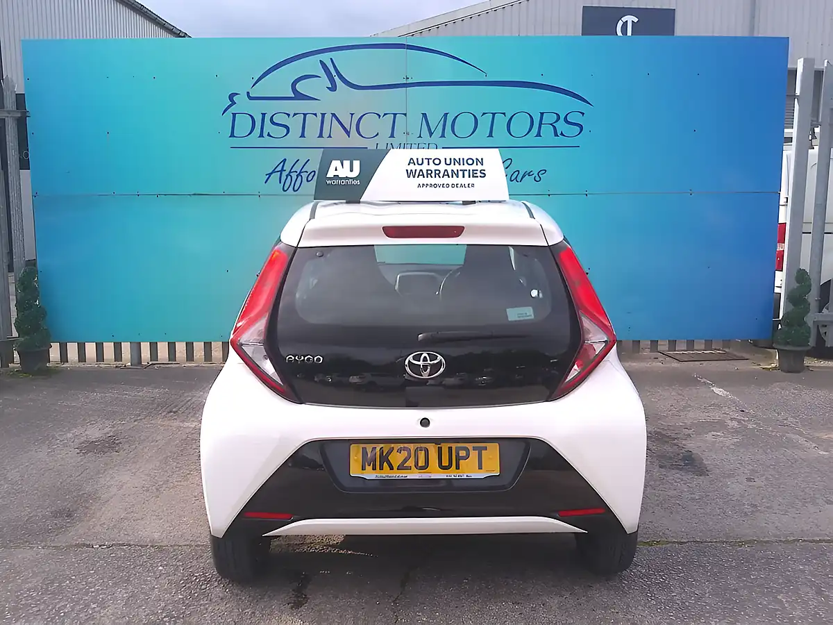 Used 2020 Toyota Aygo X-Play White - Interior and Exterior details 5