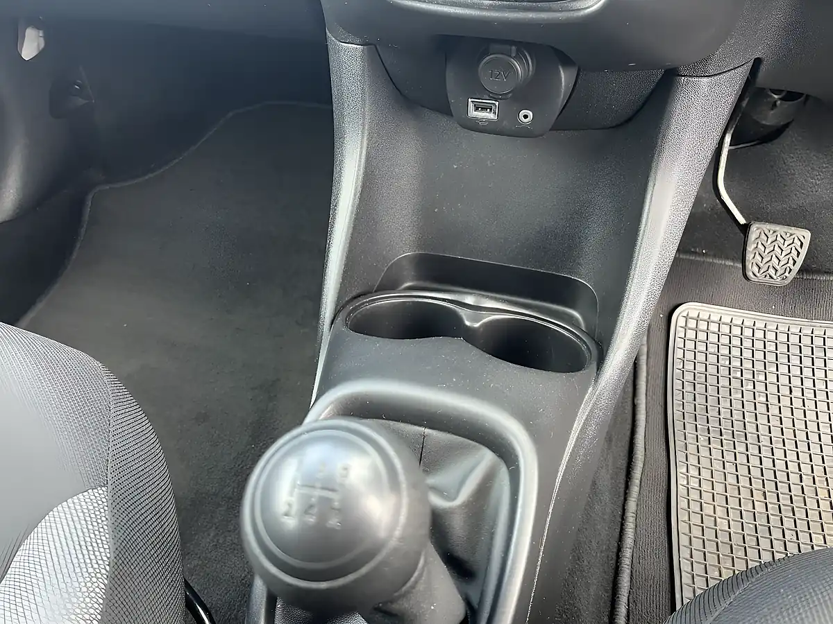 Used 2020 Toyota Aygo X Red - Interior and Exterior details 8
