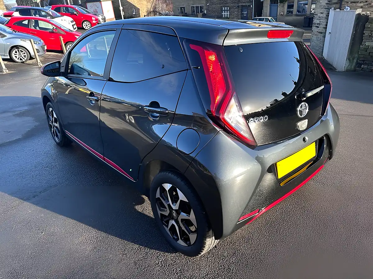 Used 2020 Toyota Aygo X-Trend Grey - Interior and Exterior details 6