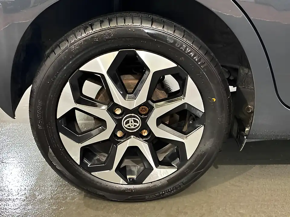 Used 2020 Toyota Aygo X-Trend Grey - Interior and Exterior details 14