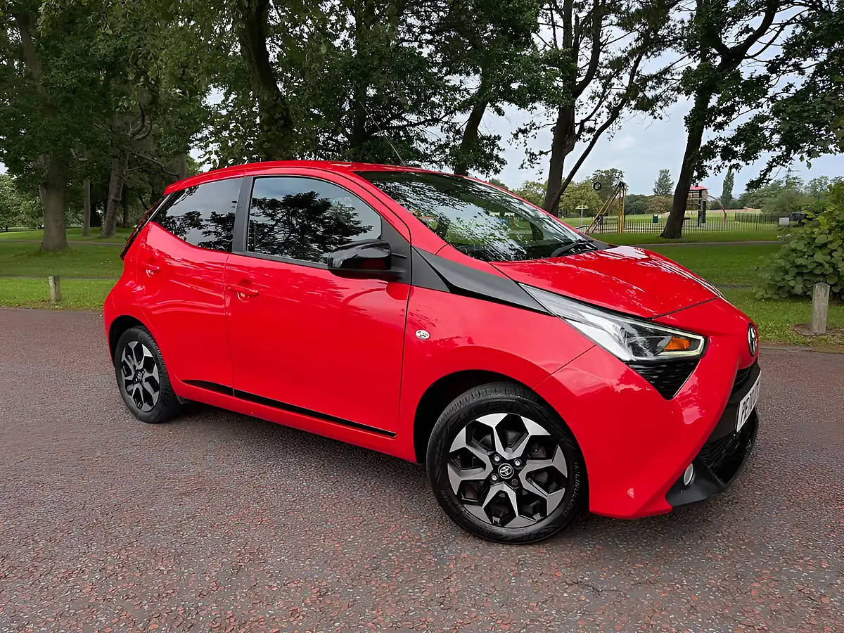 Used 2020 Toyota Aygo X-Trend Red - Front View