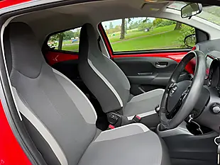 Used 2020 Toyota Aygo X-Trend Red - Interior and Exterior details 10