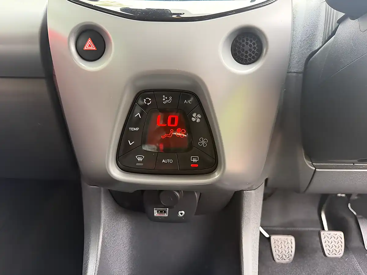 Used 2020 Toyota Aygo X-Trend Red - Interior and Exterior details 17