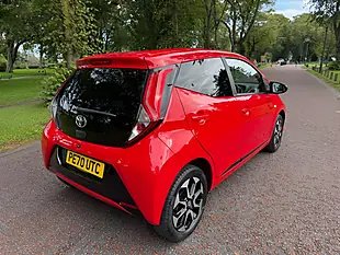 Used 2020 Toyota Aygo X-Trend Red - Interior and Exterior details 3