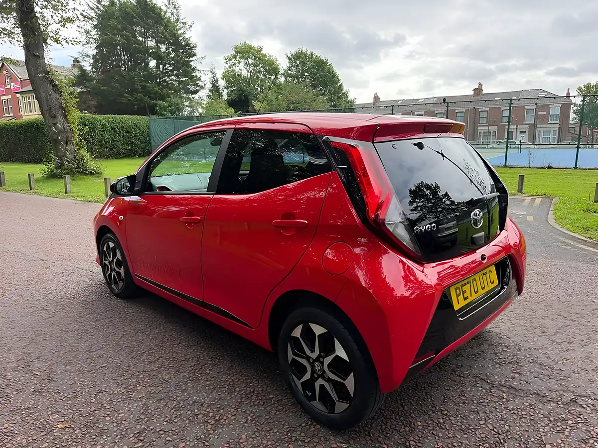 Used 2020 Toyota Aygo X-Trend Red - Interior and Exterior details 5