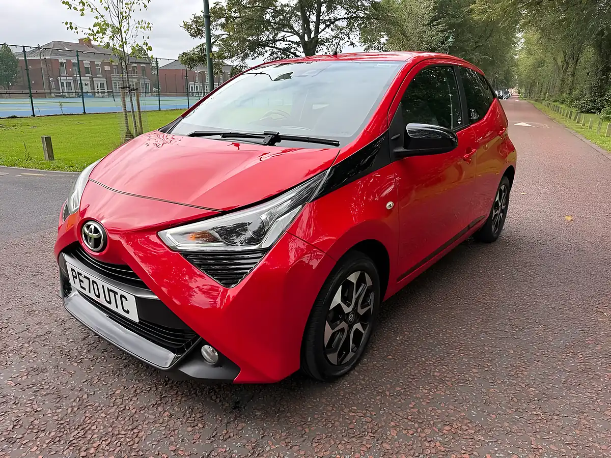 Used 2020 Toyota Aygo X-Trend Red - Interior and Exterior details 7