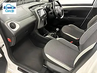 Used 2020 Toyota Aygo X-Trend White - Interior and Exterior details 15