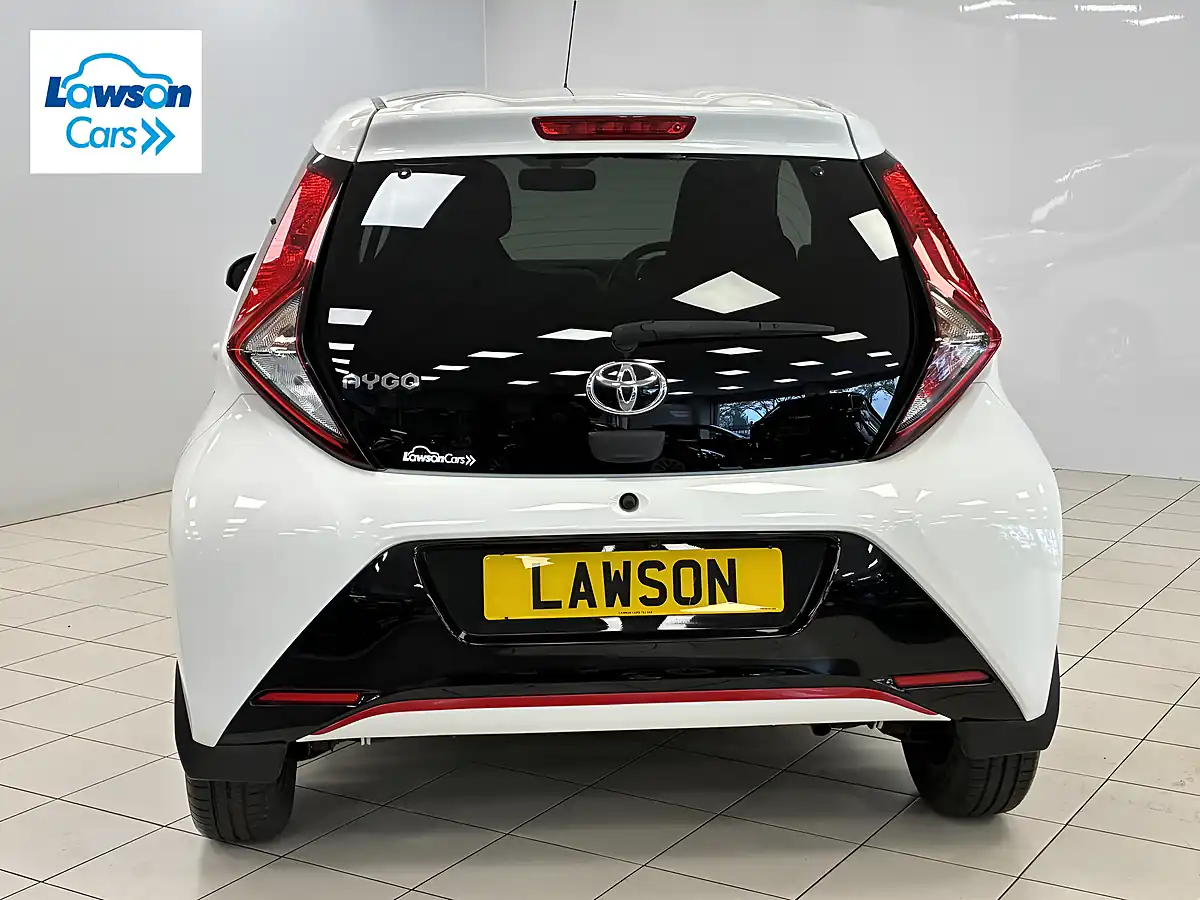 Used 2020 Toyota Aygo X-Trend White - Interior and Exterior details 5