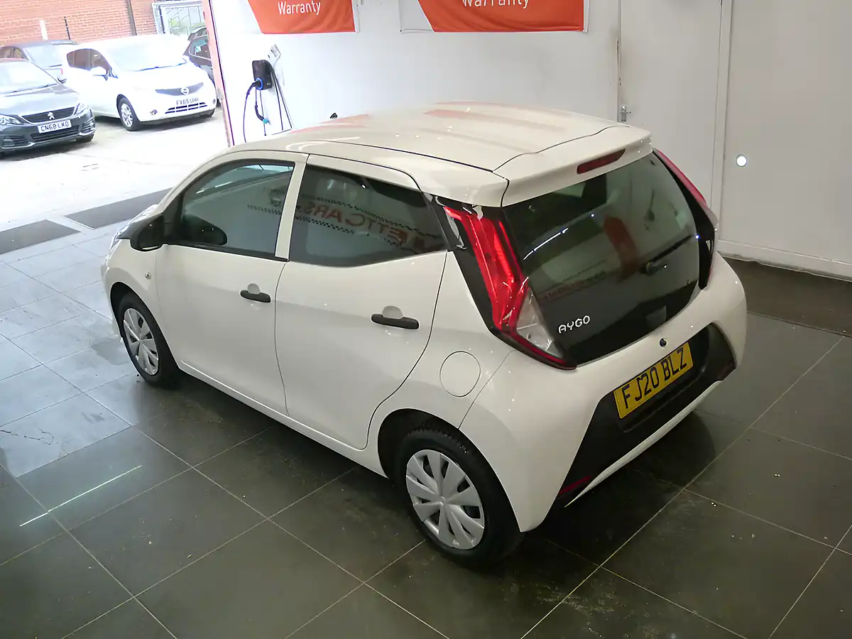 Used 2020 Toyota Aygo X White - Interior and Exterior details 19