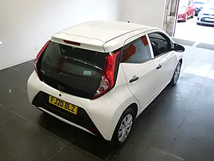 Used 2020 Toyota Aygo X White - Interior and Exterior details 20