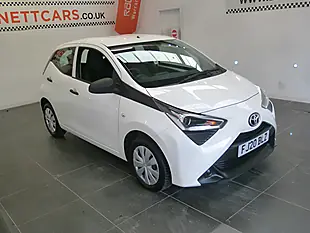 Used 2020 Toyota Aygo X White - Interior and Exterior details 3