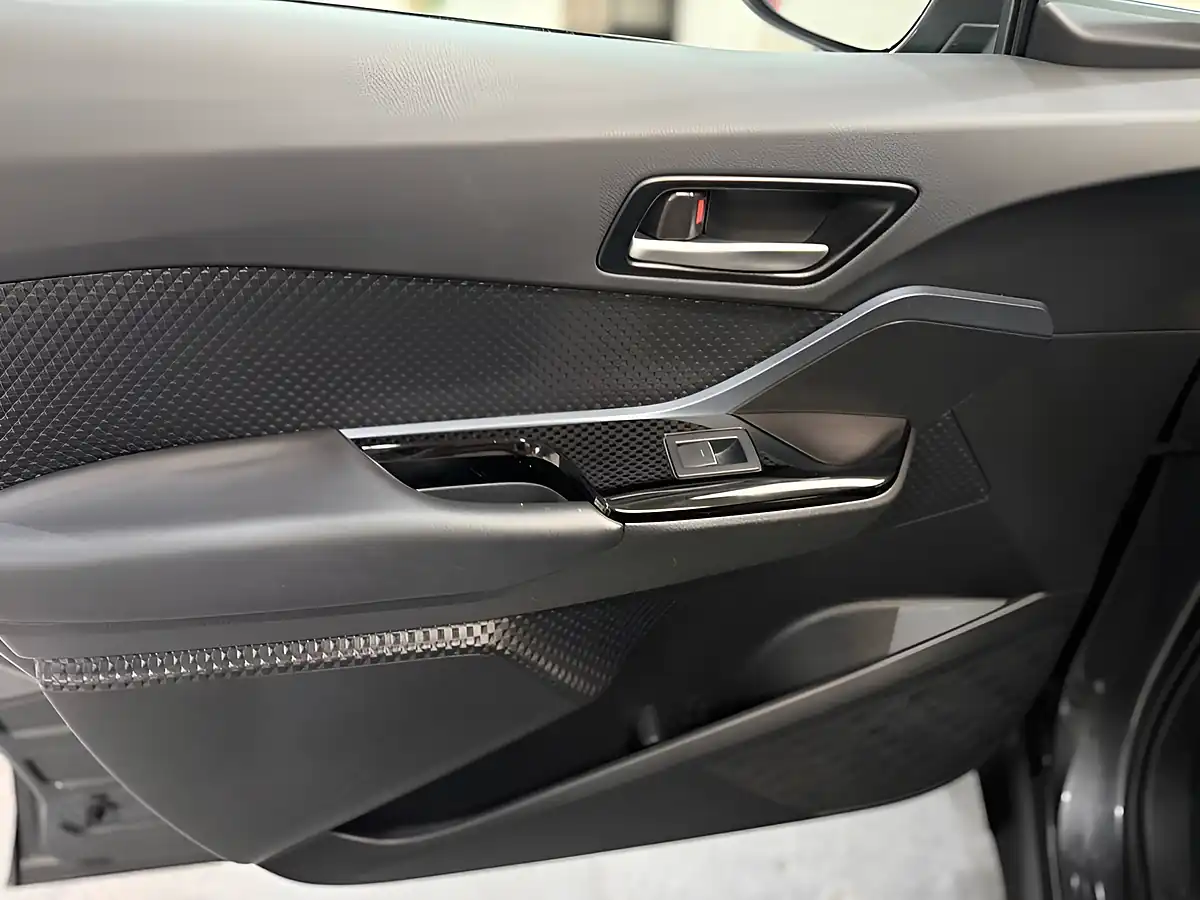 Used 2020 Toyota C-Hr Design Grey - Interior and Exterior details 18