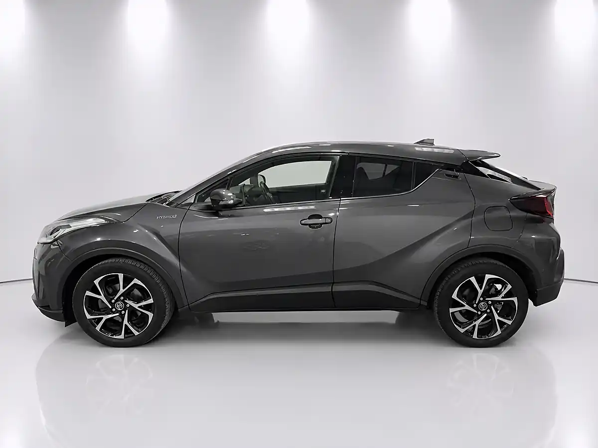 Used 2020 Toyota C-Hr Design Grey - Interior and Exterior details 3