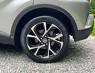 Used 2020 Toyota C-Hr Design Metal Stream - Interior and Exterior details 10