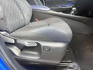 Used 2020 Toyota C-Hr Dynamic Blue - Interior and Exterior details 12