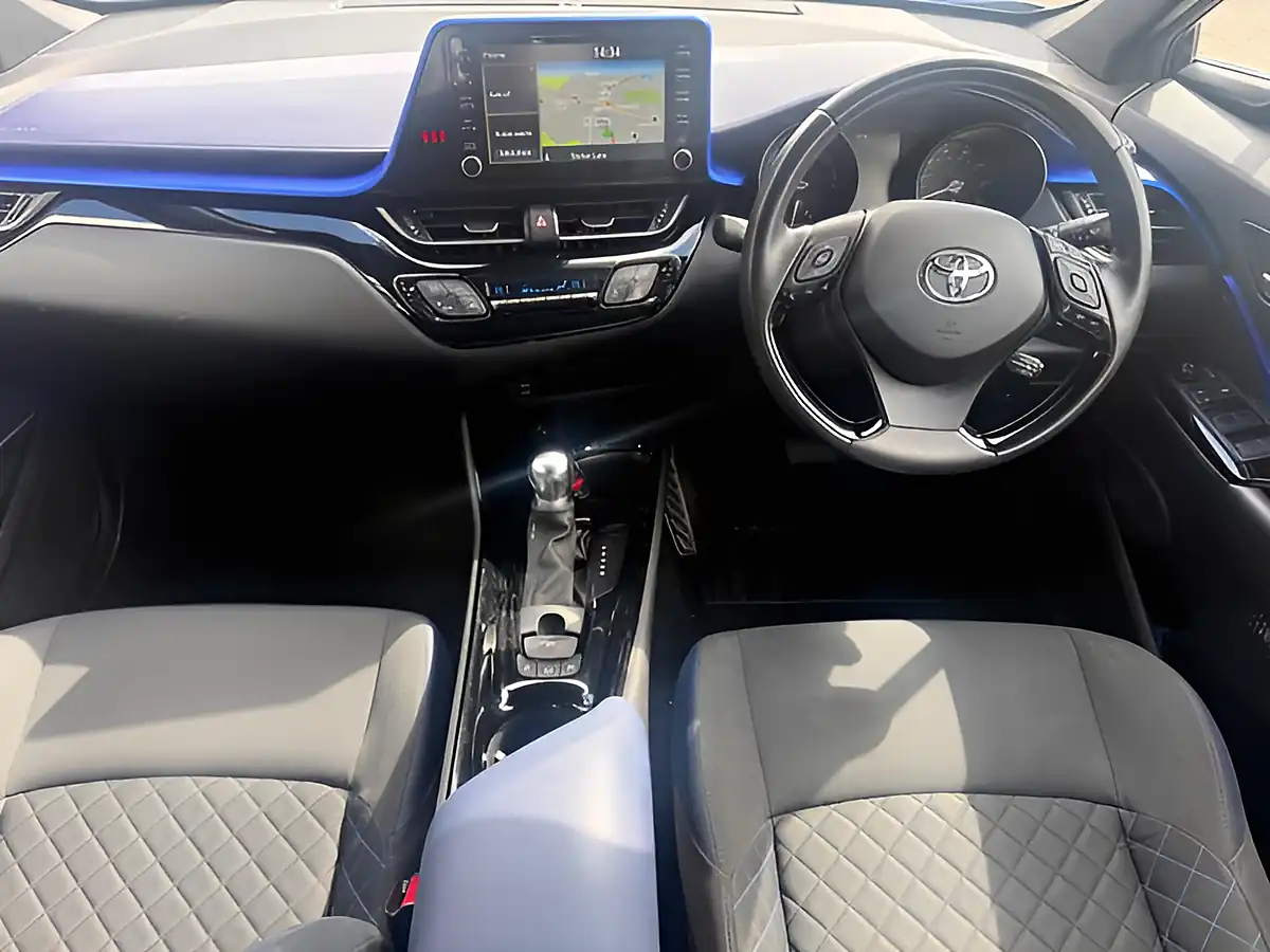 Used 2020 Toyota C-Hr Dynamic Blue - Interior and Exterior details 3