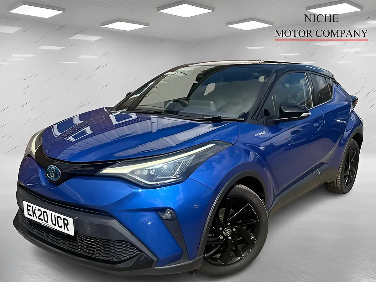 Used 2020 Toyota C-Hr Dynamic Blue - Interior and Exterior details 4