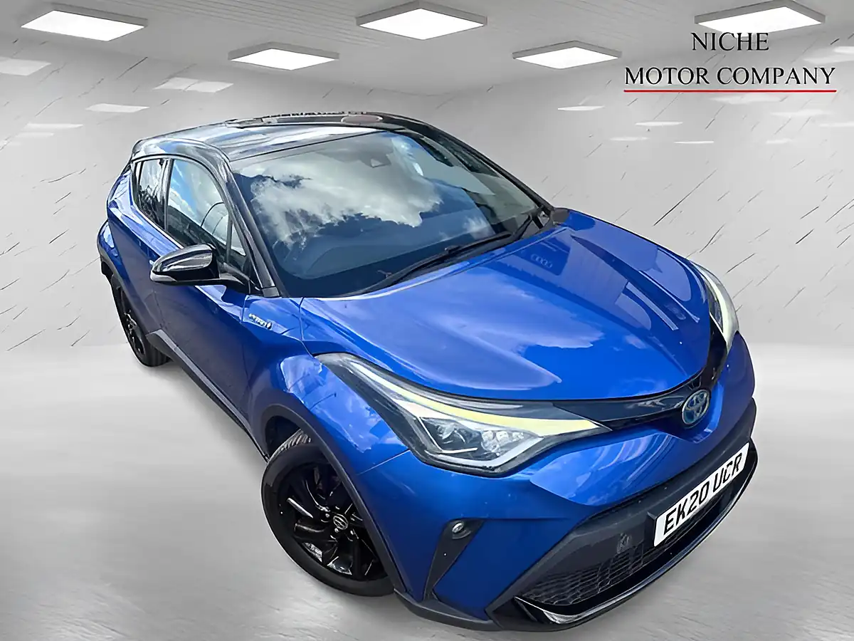Used 2020 Toyota C-Hr Dynamic Blue - Interior and Exterior details 8