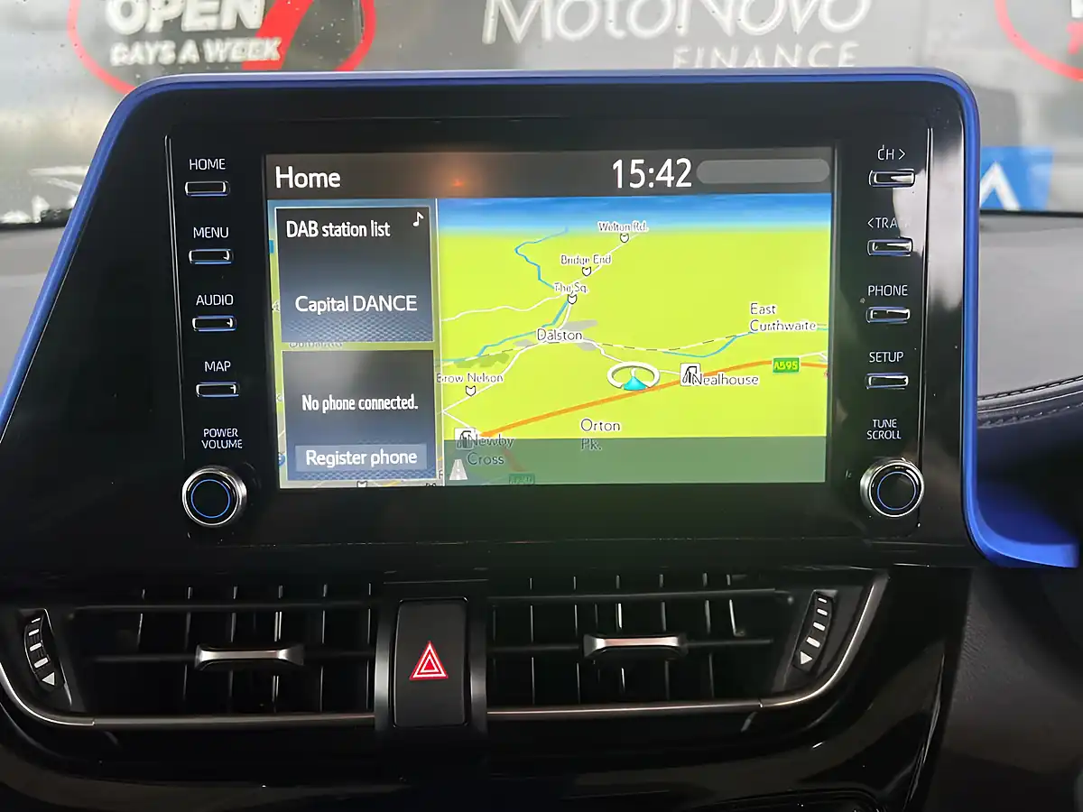 Used 2020 Toyota C-Hr Dynamic Grey - Interior and Exterior details 12