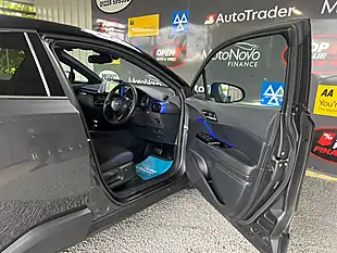 Used 2020 Toyota C-Hr Dynamic Grey - Interior and Exterior details 19