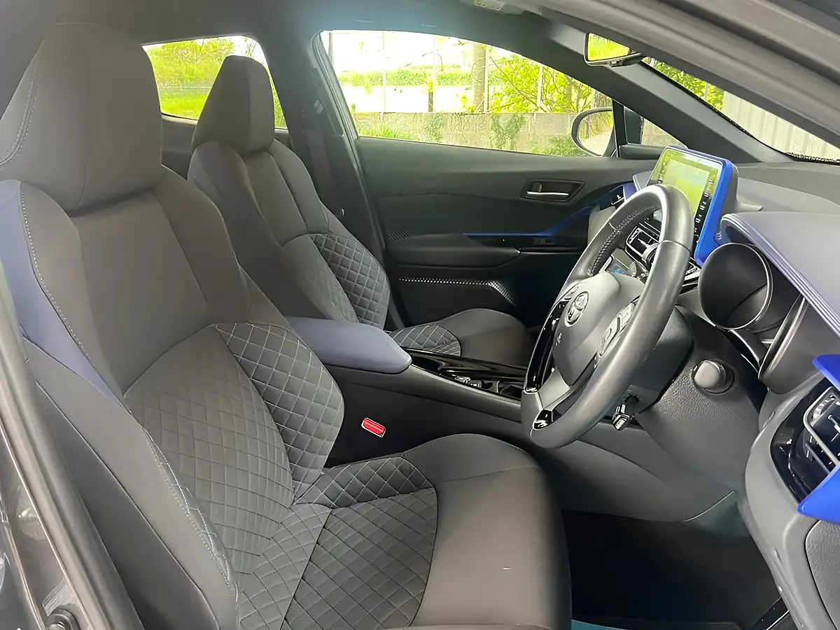 Used 2020 Toyota C-Hr Dynamic Grey - Interior and Exterior details 20